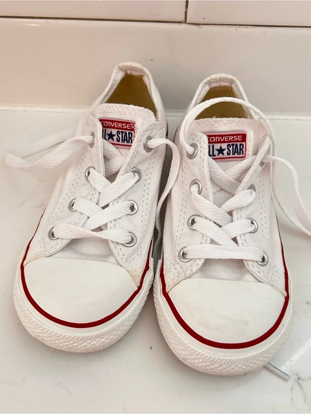 Converse Kids White Canvas Low Top Sneakers size 10